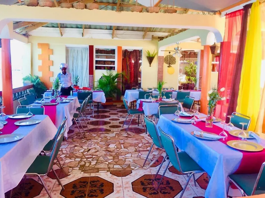 ****  Rendez-Vous Club Hotel Port-de-Paix Haiti